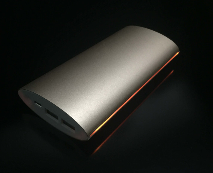 10000mAh power bank with led